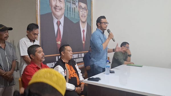 Cawabub Noer Alim Qalby Kukuhkan Ratusan Relawan di Jeneponto