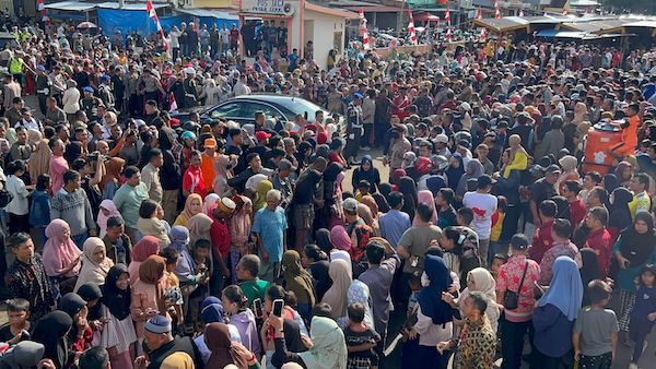 Hari Kedua di Sulsel, Presiden dan Ibu Iriana Kunjungi Pasar Cekkeng Bulukumba