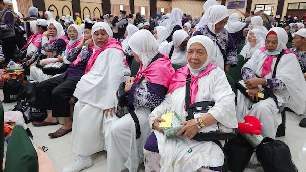 445 Jemaah Haji Kloter 32 Tiba, 1 Wafat Jelang Kepulangan ke Indonesia