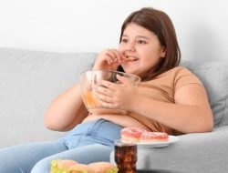 Susah Kontrol Nafsu Makan? Awas Kena Binge Eating Disorder