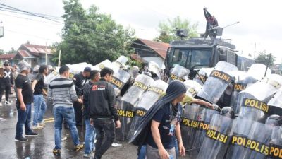 Polres Bulukumba Gelar Simulasi Pengamanan Aksi Demo di Kantor KPU