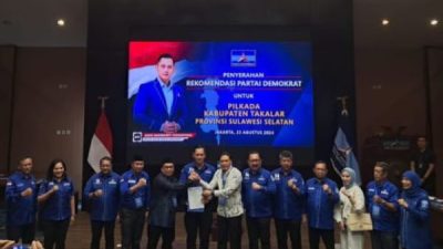 Demokrat Serahkan BI-KWK Cakada Takalar, Lutra dan Lutim