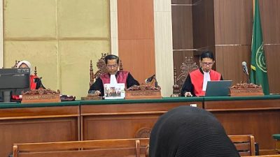 Terdakwa HE Kasus Pembunuhan-Penimbunan Jasad Sang Istri, Jalani Sidang Perdana