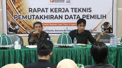 Bawaslu Lutim dan Panwascam Konsolidasi Data Pemilih Hasil Pengawasan