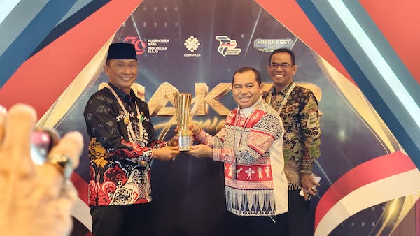 Naker Award 2024, Sulsel Raih 2 Penghargaan Indeks Pembangunan Ketenagakerjaan