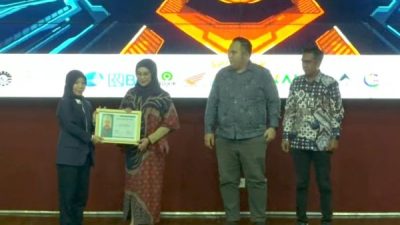 Bulog Cabang Makassar Raih Kabar Award 2024 Kategori Mitra Terbaik