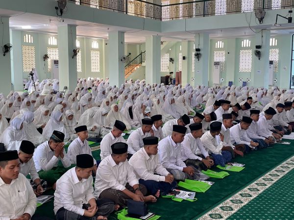 UMI Bentuk Karakter Mahasiswa Baru Lewat Pesantren Kilat