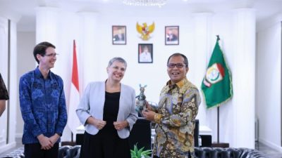 Wali Kota Makassar dan Dubes Australia Bahas Pengembangan Pendidikan dan Lingkungan