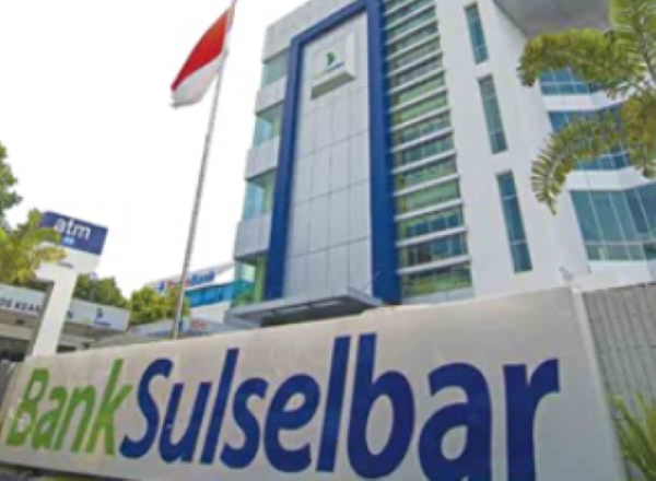 Bank Sulselbar Hadirkan Kemudahan Transaksi di Makassar Culinary Night 2024