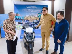 Bupati Barru Raih Hadiah Undian Bank Sulselbar dan Diwakafkan untuk Pesantren