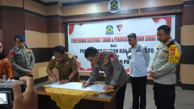 Pemkab Jeneponto Resmi Hibahkan Lahan 10 Hektar Pembangunan Markas Brimob