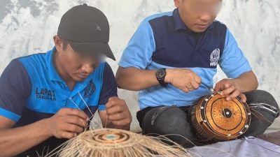 Orderan Songkok Anyam WBP Lapas Takalar Meningkat