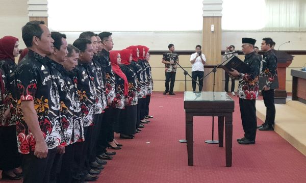 Pj Gubernur Sulsel Lantik 24 Pejabat Fungsional