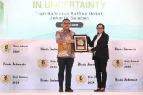 Bank Sulselbar Raih Penghargaan Excellent Regional Bank in Digital Acceleration