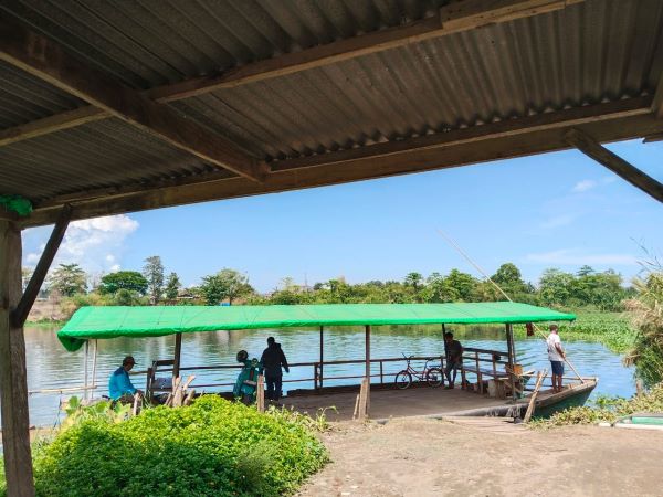 Transportasi Alternatif, Menelusuri Keberadaan Perahu Penyebrangan di Sungai Jeneberang Gowa