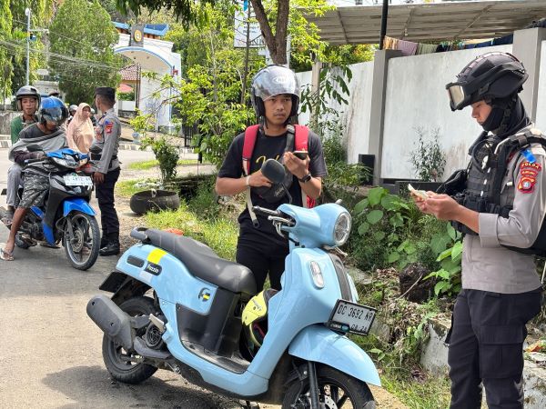 Sepekan Razia, Ditlantas Polda Sulbar Keluarkan 687 Surat Tilang