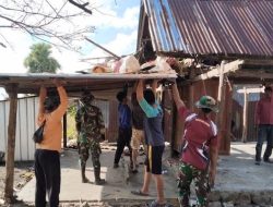 Tingkatkan Taraf Hidup Warga, Satgas TMMD Kodim 1425 Bongkar RTLH di Jeneponto