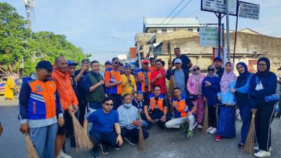 PD Parkir Makassar Lakukan Program Sabtu Bersih di Pasar Pa'baeng-baeng