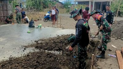 Pasca Pembongkaran RTLH, Satgas TMMD ke-122 Mulai Bangun Pondasi RLH Maintang