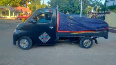 Polisi Amankan Seorang Pria di Gowa dengan Puluhan Liter Miras