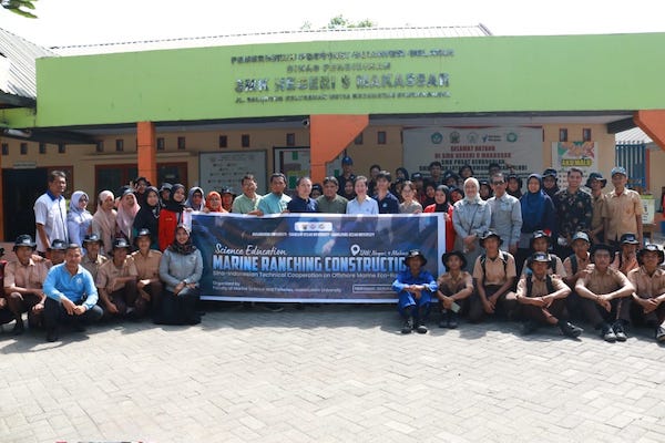 Unhas dan Universitas China Edukasi Pemanfaatan Terumbu Buatan di Makassar