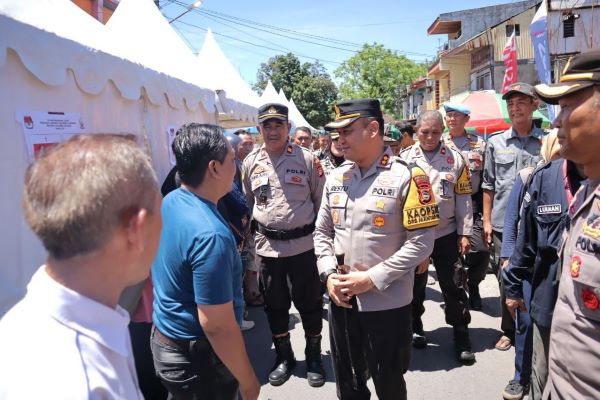 Kapolres Pelabuhan Makassar Pantau Pengamanan TPS Pilkada Serentak 2024