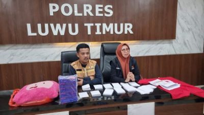 Money Politik di Masa Tenang? Warga Lutim Gerebek Mobil Berisi Amplop Uang