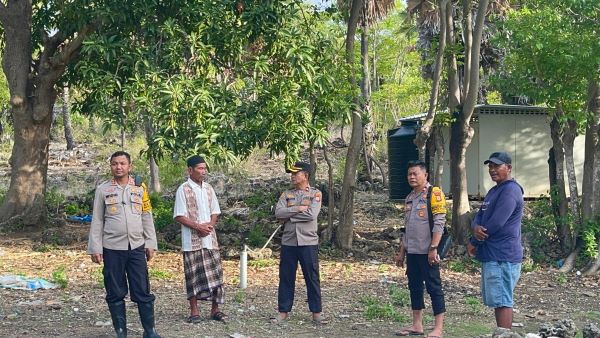 Kapolres Jeneponto Tinjau Kesiapan TPS di Pulau Terluar Libukang Jelang Pilkada