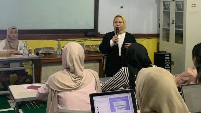 Tingkatkan Soft Skill Menulis, Tim Medinfo Akuntansi UNM Menggelar Pelatihan Jurnalistik