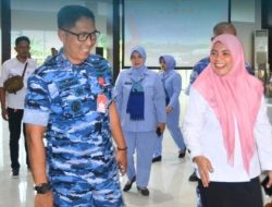 Plt Bupati Maros Beri Bantuan Pada Gebyar Gizi dan Keluarga Sehat untuk Peringatan HUT TNI ke-79