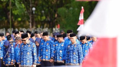 Sambut HUT Korpri ke-53, Sekprov Sulsel Ziarah ke Taman Makam Pahlawan