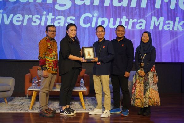 Telkomsel Jalin Kerjasama Strategis dengan Universitas Ciputra Makassar