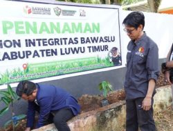 Simbol Kejujuran dan Integritas, Bawaslu Lutim Resmikan Taman Manggis