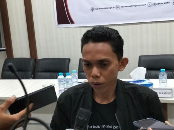 Evaluasi Debat Pertama, KPU Mamuju Siapkan Skenario Baru