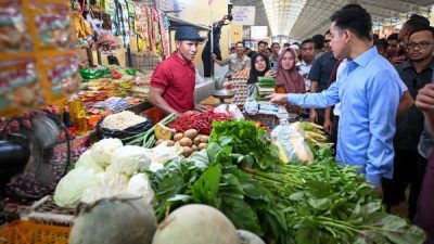 Wapres Gibran Kunjungi Pasar Rakyat Butta Salewangang Maros