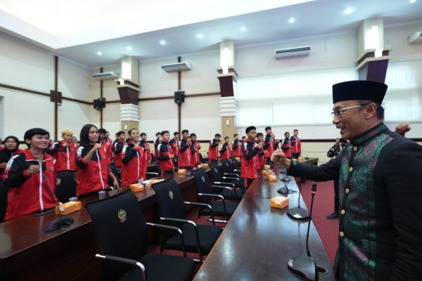 Lepas Kontingen Menuju Pra-Popnas, Pj Gubernur Harap Atlet Jaga Marwah Sulsel