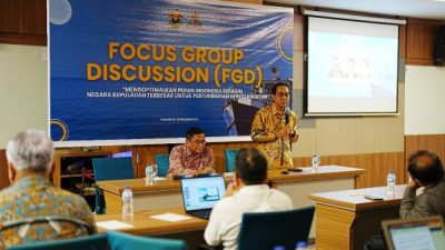 Peringati Hari Nusantara: Unhas-AIPI Gelar FGD Peran Indonesia sebagai Negara Kepulauan