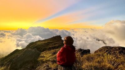 13 Ribu Pendaki Sampai di Puncak Bulu Baria, Gunung Terbersih di Sulsel yang Dikelola Bersama EIGER