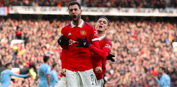 Manchester United Bungkam Manchester City 2-1