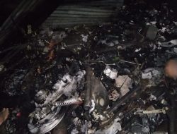 Kios dan 3 Motor Ludes Terbakar di Galesong Utara