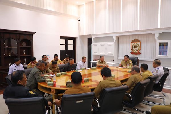 Bapenda Hadiri Rapat Koordinasi Penertiban Reklame di Makassar