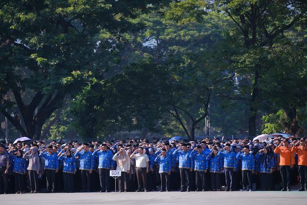 Pejabat dan Staf Bapenda Makassar Ikuti Upacara Kedisiplinan Nasional