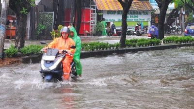 Banjir Ancam Sulsel: 11 Kecamatan di Makassar Terendam, 528 Warga Mengungsi