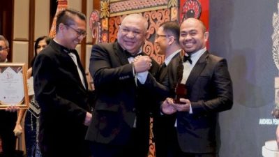 Kepala Dinas Pariwisata Makassar Raih Penghargaan Indonesia Top Hospitality Leader