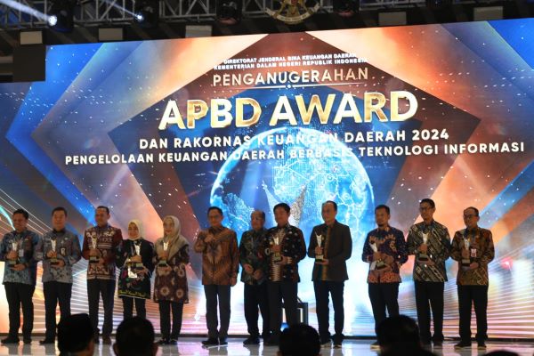 Sulbar Raih APBD Award 2024, Catat Prestasi Nasional di 2 Kategori