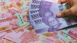 Rupiah Kian Terpuruk, Tantangan Besar Menanti di 2025