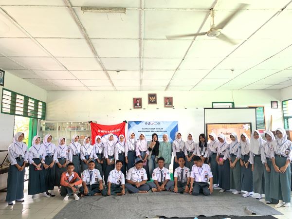 Gelar Kelas Prosa, SMS 2025 HMPS Sasindo Jadi Jembatan Imajinasi Siswa