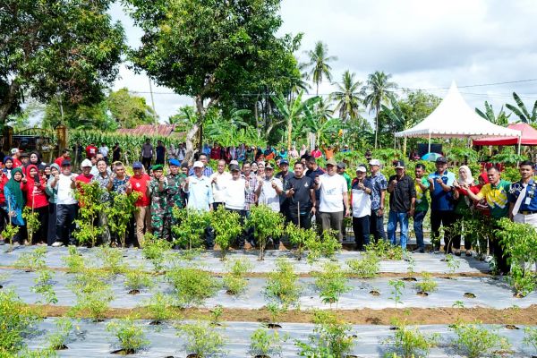 Gubernur Sulsel Tegaskan SPPG MBG Harus Gunakan Pangan Lokal