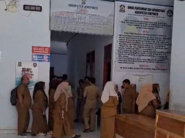 Pelayanan Disdikbud Jeneponto Lumpuh, Oknum Pejabat Diduga Putuskan Listrik