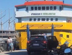 Cuaca Ekstrem, Rute Kapal Feri Bulukumba-Selayar-NTT Dihentikan Sementara